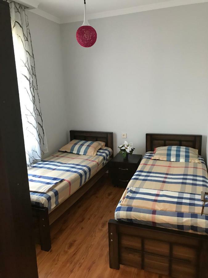 Guest House Chexovi 24 科布列季 外观 照片