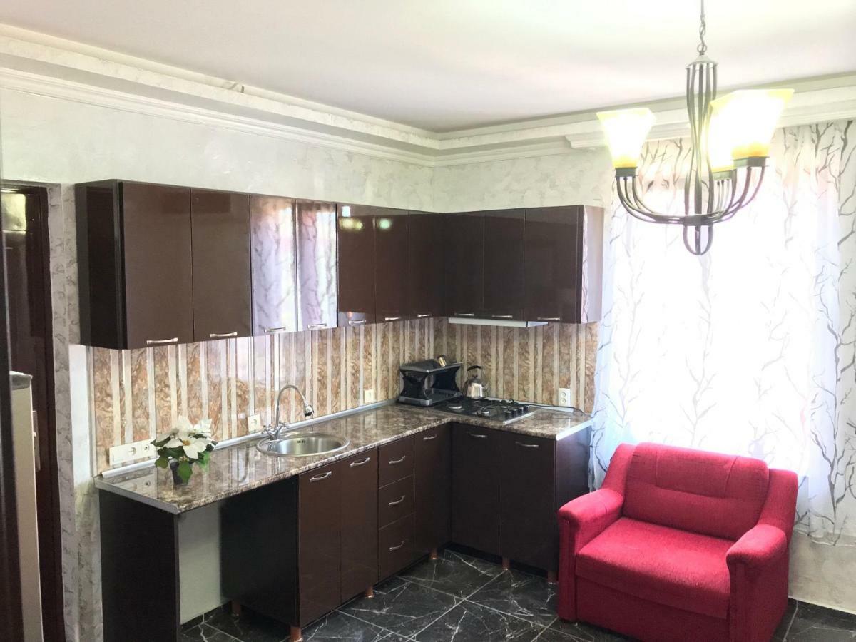 Guest House Chexovi 24 科布列季 外观 照片
