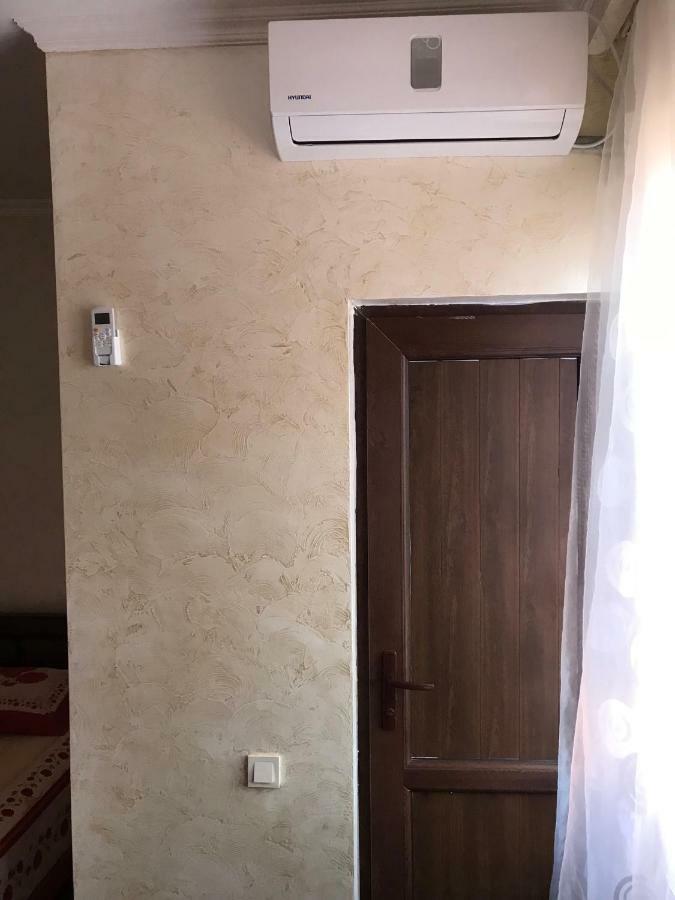 Guest House Chexovi 24 科布列季 外观 照片